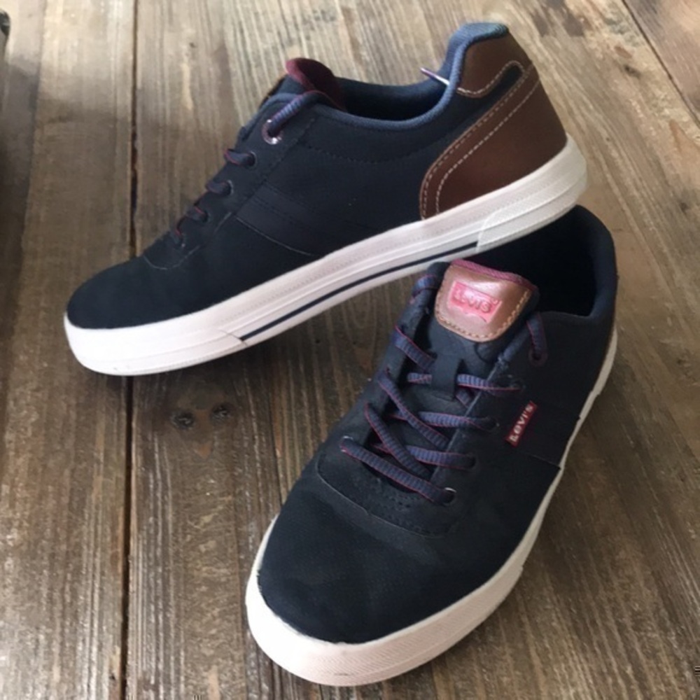 Levi’s Sneakers Size 6 Blue & Brown
